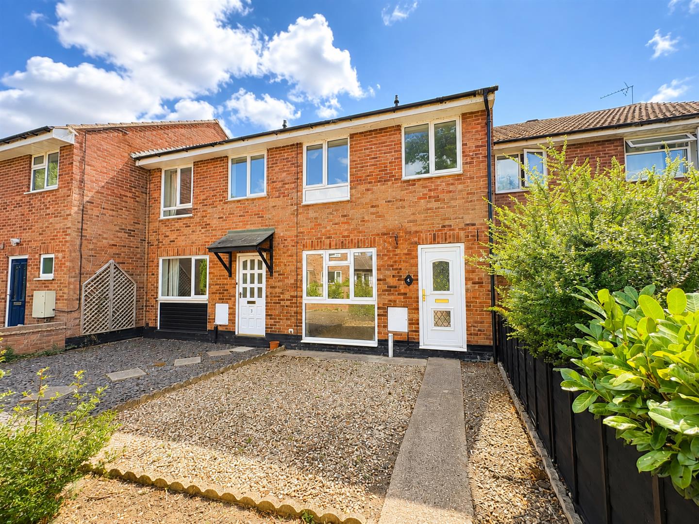4 Overcross, Shrewsbury, SY3 7TN To Let